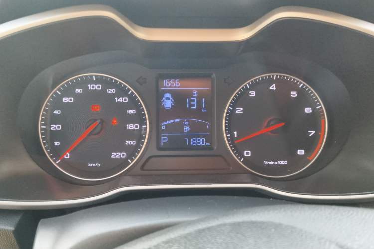 Used MG ZS 2018 1.5L Automatic Luxury Edition China V Standard