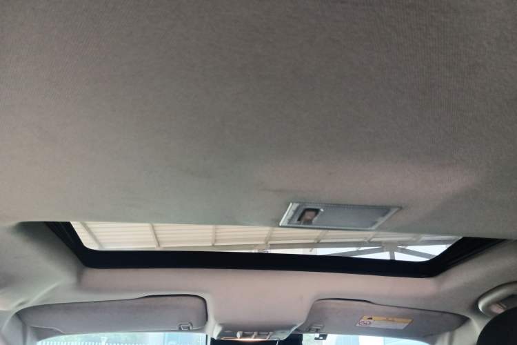 Used Chevrolet Trax 2016 1.4T Manual Two-Wheel Drive Comfort Version with Sunroof