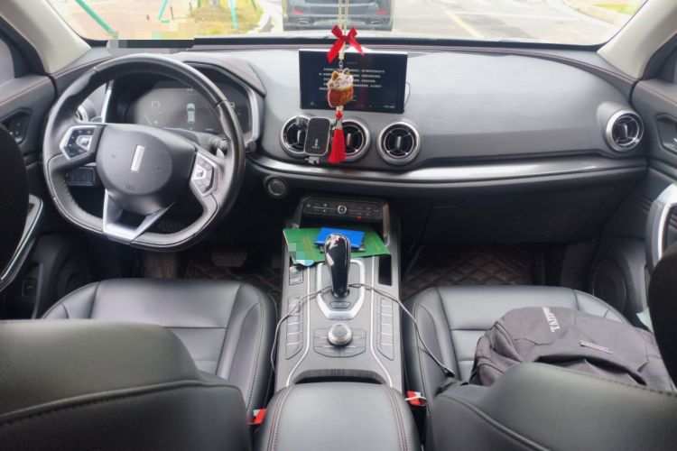 Used Wey VV5 2019 1.5T Two-Wheel Drive Smart Pioneer Center Console