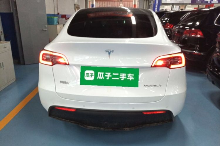 Used Tesla Model Y 2021 Long-Range All-Wheel-Drive Version
