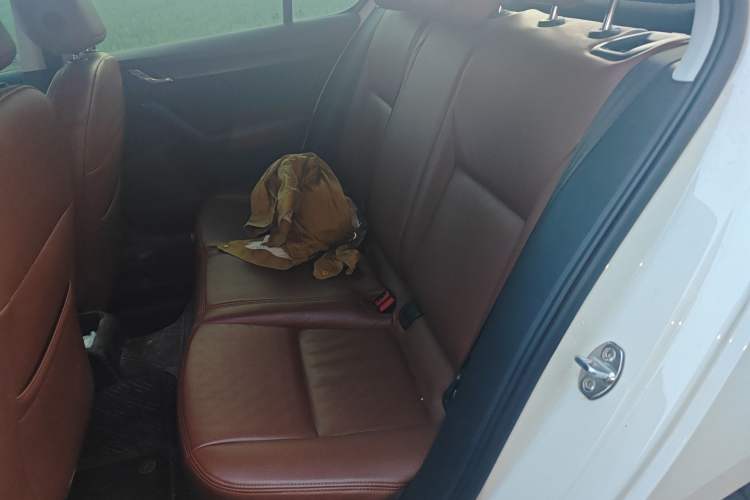 Used Skoda Octavia 2018 1.6L Manual Standard Edition