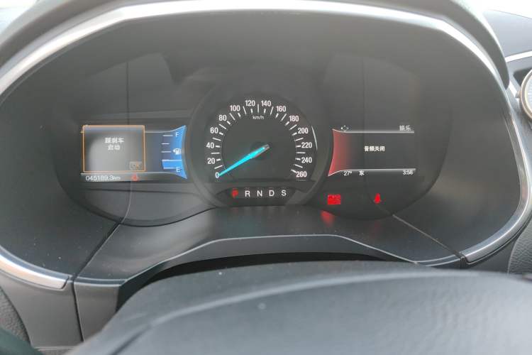 Used Ford Edge 2016 EcoBoost 245 Four-Wheel Drive Titanium Edition 7-Seater Instrument Cluster