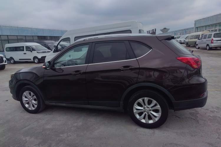 Used GAC Trumpchi GS5 Super 2015 2.0L Manual Two-Wheel Drive Elite Edition