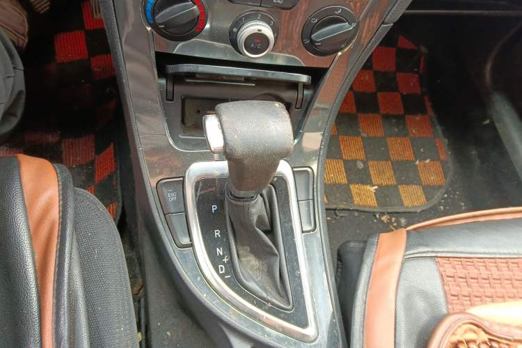 Used Brilliance V5 2014 1.5T Automatic Two-Wheel Drive Sport Model