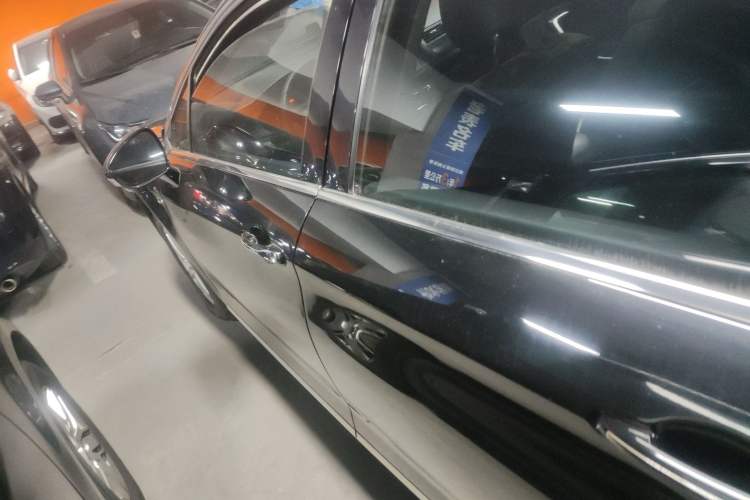 Used Citroen C5 2014 1.6T Automatic Luxury Model
