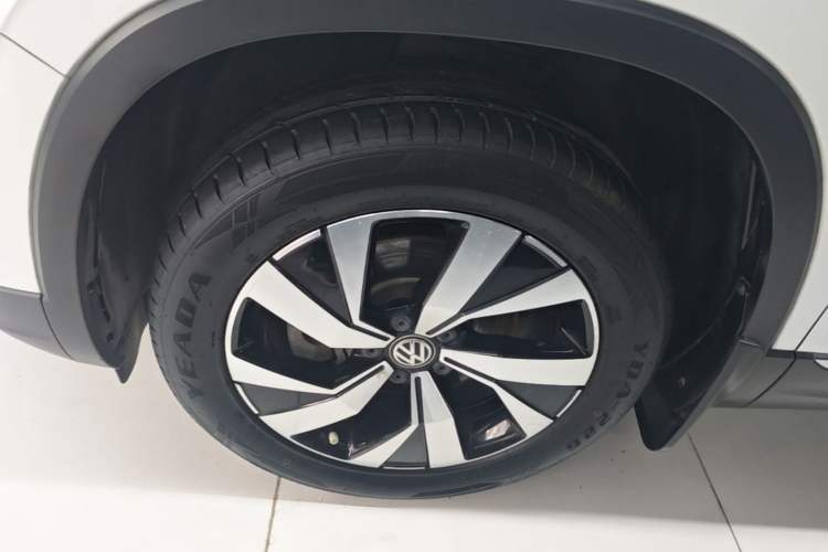 Used Volkswagen Tayron 2020 330TSI Two-Wheel Drive Luxury Smart Connectivity Version
