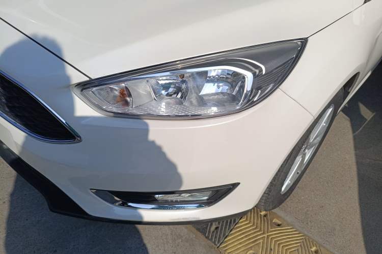 Used Ford Focus 2015 Hatchback 1.6L Automatic Fashion Edition