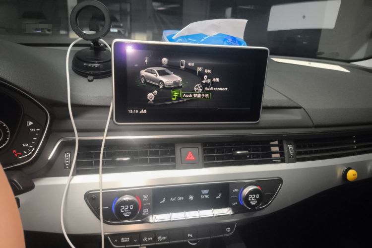 Used Audi A4L 2018 30th Anniversary Edition 40 TFSI Fashion Model
