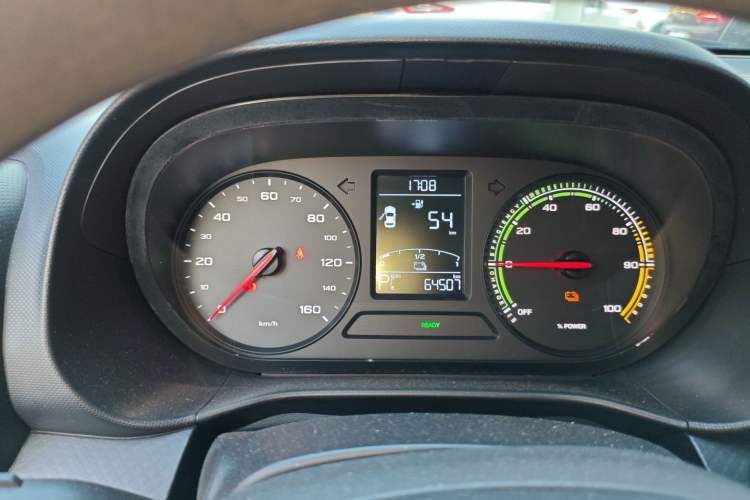 Used Roewe Clever 2021 302km Excellence Edition

