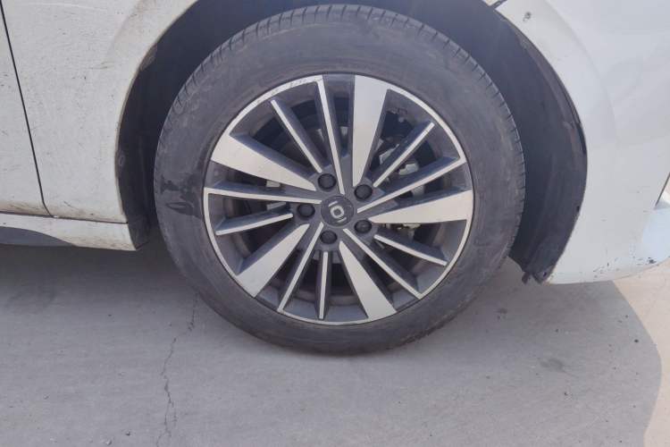Used CHANGAN NEVO A05 2024 70 Pro Right Front Wheel Hub