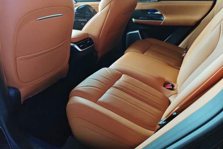 Used XPeng G9 2025 625 Long-Range Max
