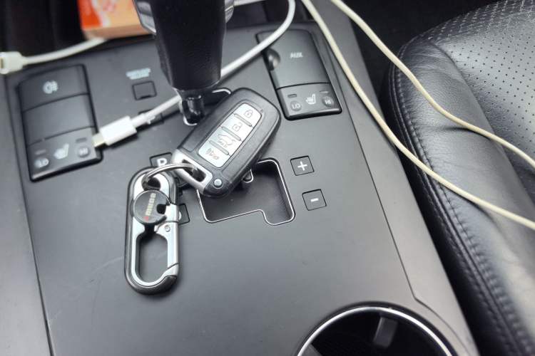 Used Kia Borrego 2008 3.8L Luxury Edition China IV Vehicle Key