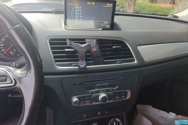 Used Audi Q3 2015 30 TFSI Comfort Model