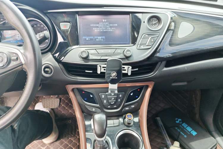 Used Buick Envision 2019 20T Two-Wheel Drive Luxury Version China V Standard Audio And AC Panel