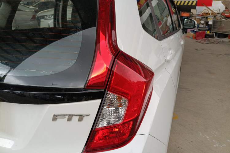 Used Honda Fit 2014 1.5L SE CVT Fashion Model

