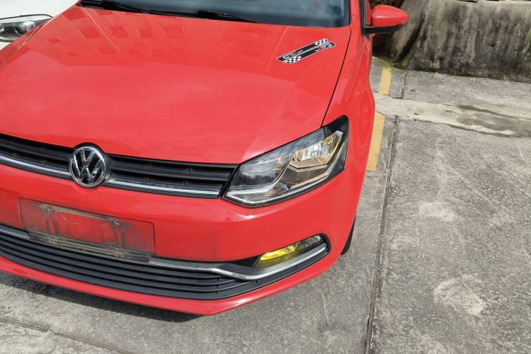 Used Volkswagen Polo 2016 1.6L Automatic Comfort Model Left Front Headlight