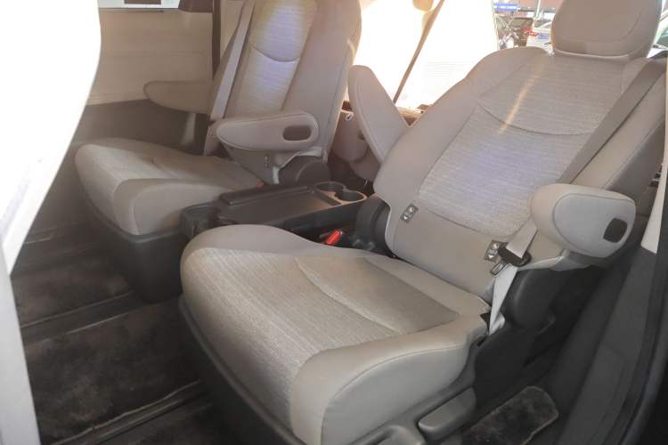 Used Toyota SIENNA 2021 2.5L Hybrid Comfort Edition