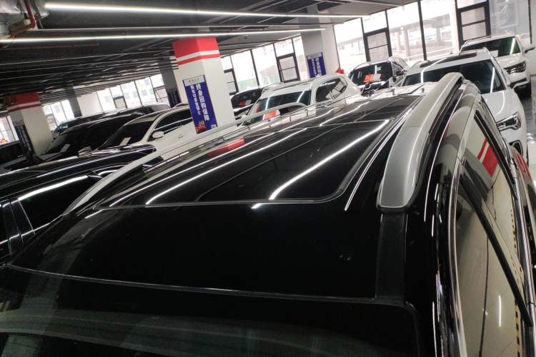 Used GAC Trumpchi GS8 2020 390T Two-Wheel Drive Luxury Smart Connectivity Version (7 Seats) Roof