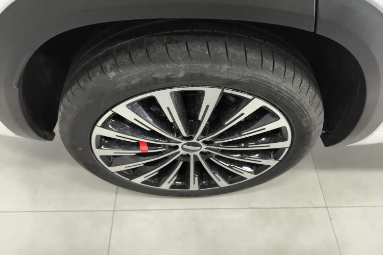 Used Geely Auto Monjaro L 2025 Dongfang Yao 2.0TD Automatic Lanxing Edition
