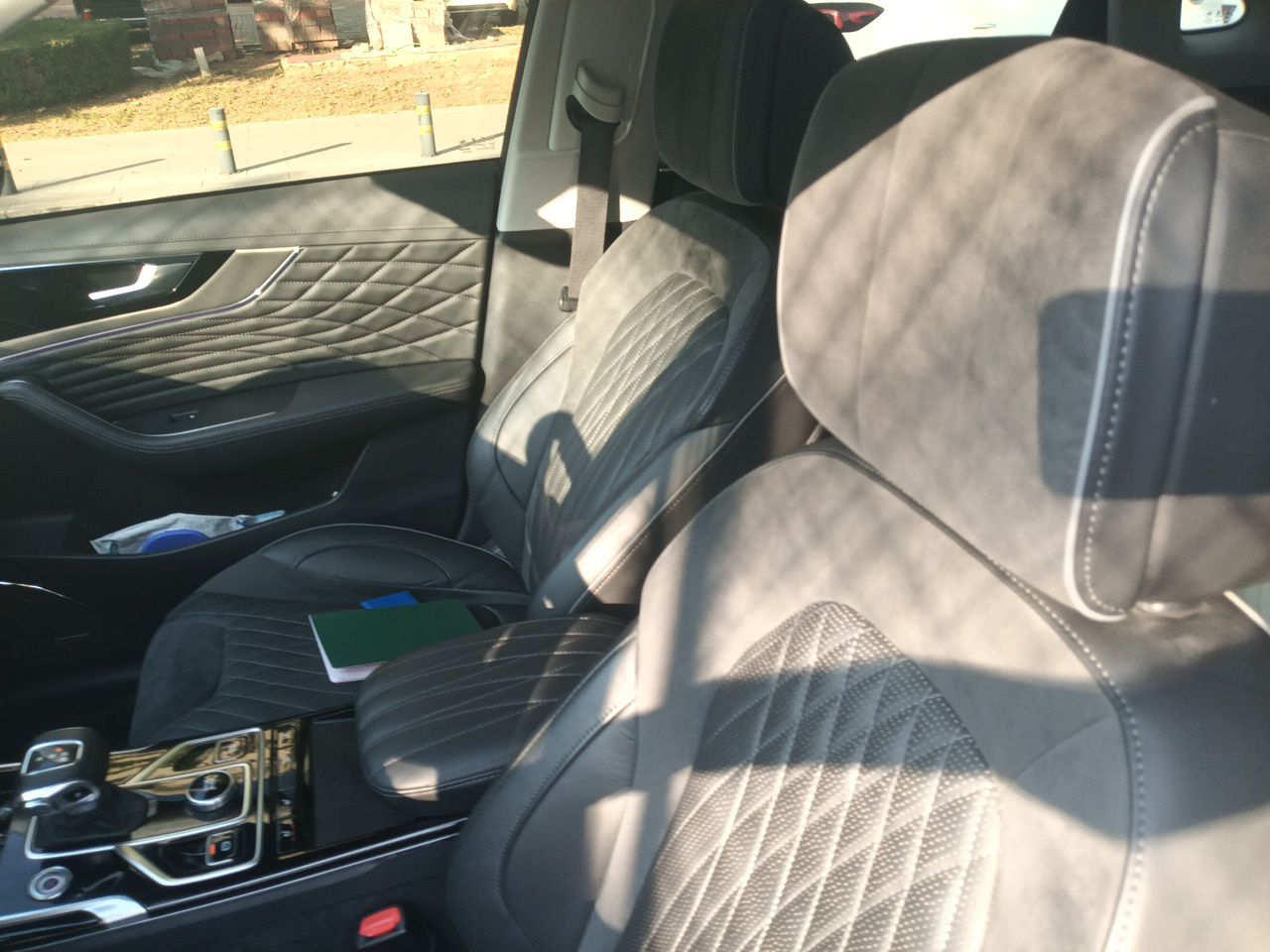 Hongqi HS5 2022 Revised Version 2.0T Smart Connect Flagship Edition — снимка 15