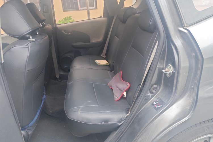 Used Honda Fit 2008 1.3L automatic comfort version