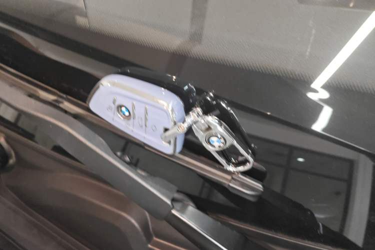 Used BMW 3 Series 2023 325Li M Sport Package