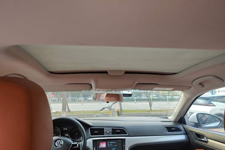 Used Volkswagen Lamando 2015 230TSI DSG Fashion Edition