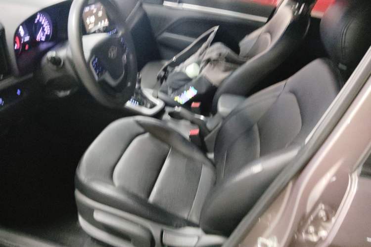 Used Hyundai Elantra (6th Generation / Lingdong) 2016 1.6L Automatic ZhiXuan – Elite Version