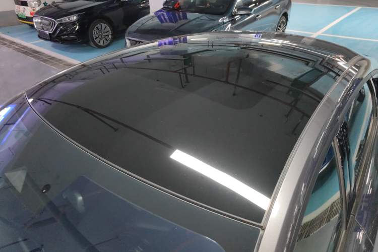 Used Changan UNI-V 2024 1.5T High-Energy Version
