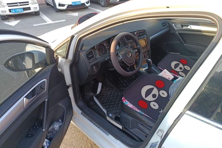 Used Volkswagen Golf 2019 1.6L Automatic Comfort Model China V Standard Driver Seat