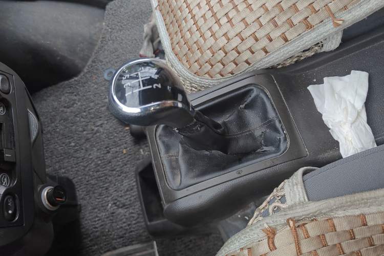 Used Wuling Rongguang 2021 1.5L Extended Standard Version with Air Conditioning – L3C