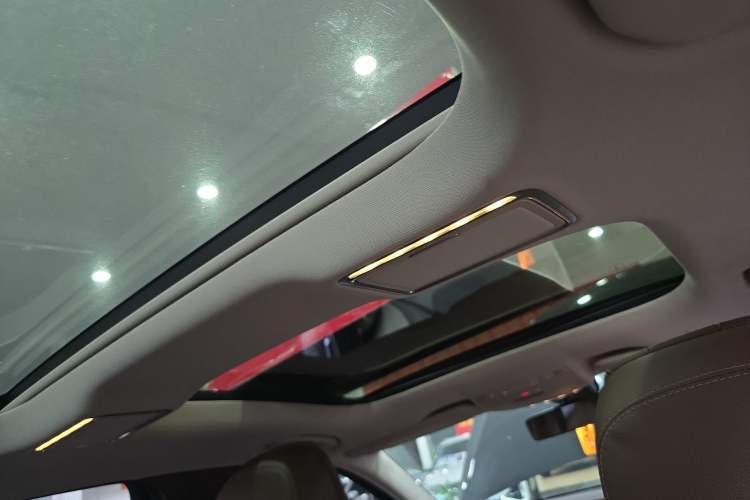 Used Mercedes-Benz E-Class 2023 Facelift E 260 L