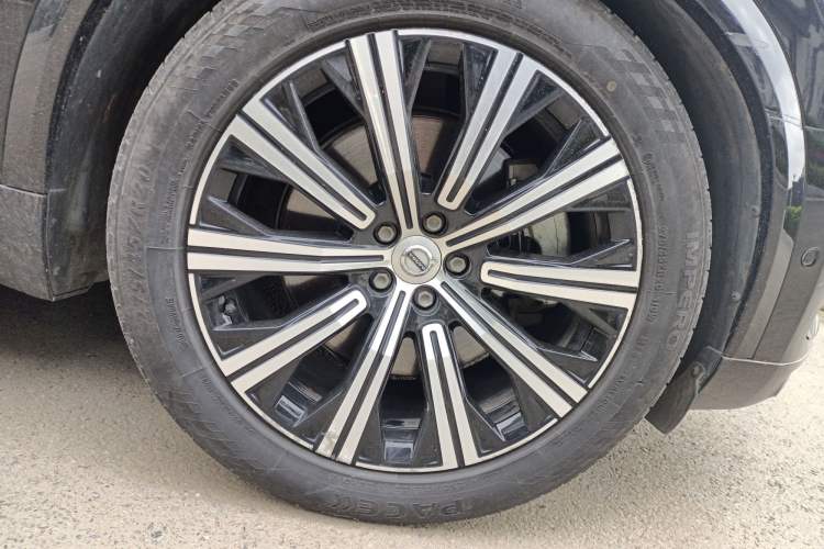 Used Volvo XC90 New Energy 2021 E-Drive Hybrid T8 Luxury Flagship 7-Seater
