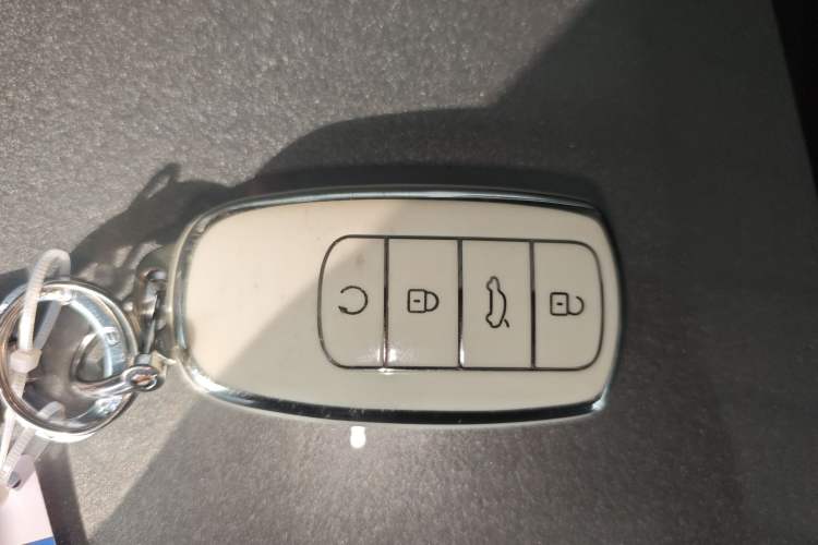 Used Chery Arrizo 8 2023 High-Performance Edition 2.0T DCT Powerfully Equipped Interior 1