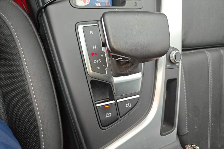 Used Audi A4L 2022 40 TFSI Fashion Dynamic Model