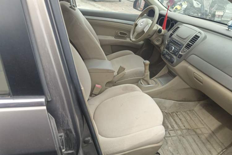 Used Nissan Sylphy 2012 Classic 1.6XE Manual Comfort Edition