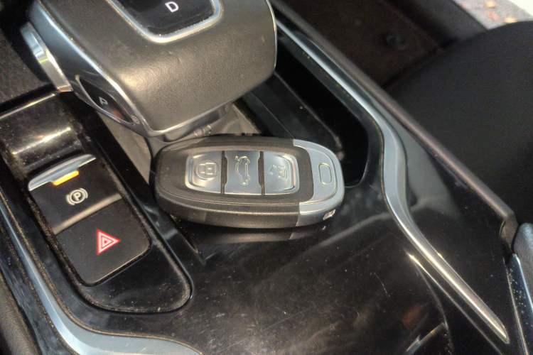 Used Hongqi E-QM5 2023 620km PLUS