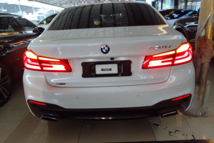 Used BMW 5 Series 2018 Facelifted 530Li xDrive M Sport Package
