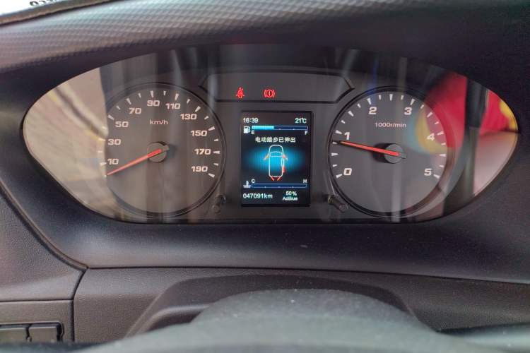 Used Iveco Eurocargo 2021 2.0T Manual Super-Rui Short Wheelbase High-Roof Side-Sliding Door F1A
