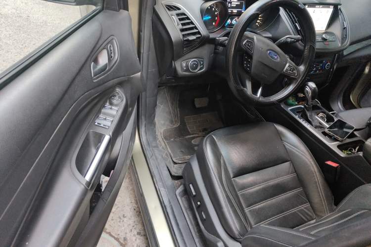 Used Ford Kuga 2018 Facelifted EcoBoost 180 Two-Wheel Drive Luxury Wing Edition
