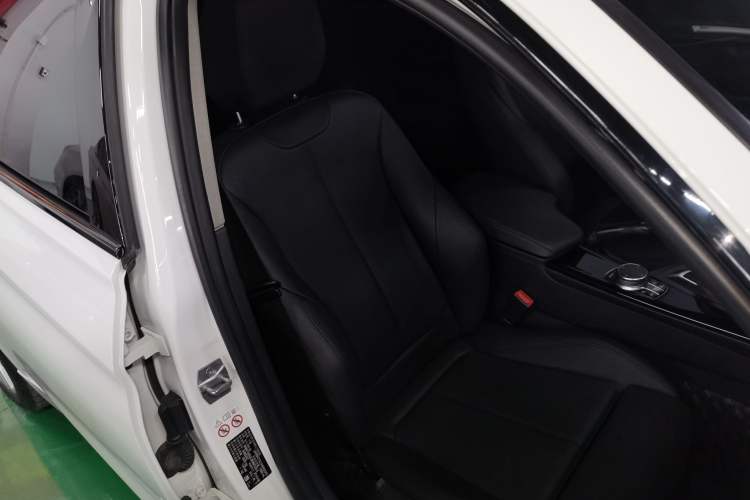 Used BMW 3 Series 2018 320Li Leading Model M Sport Package
