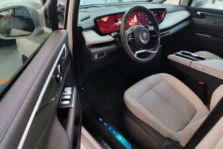 Used Buick GL8 2025 Lu Zun Smart Enjoyment Edition