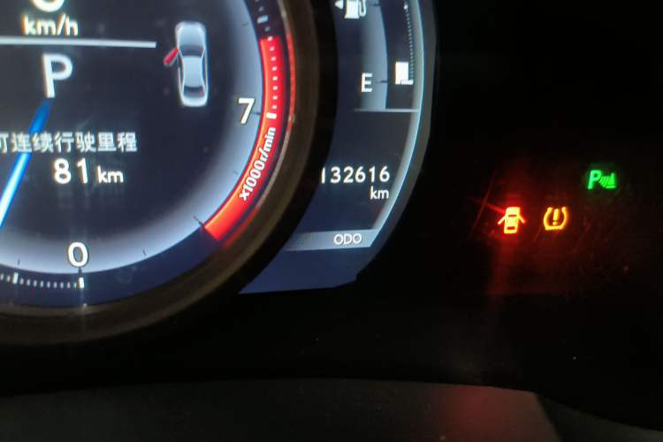 Used Lexus IS 2013 250 F SPORT Odometer Close Up