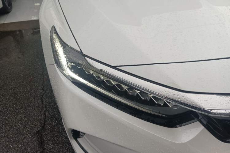 Used Honda Inspire 2022 Lingpai Hybrid 2.0L Pure Elegant Edition Right Front Headlight