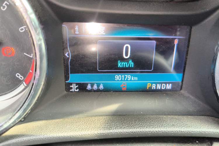 Used Buick Regal 2017 20T Elite Edition Odometer Close Up