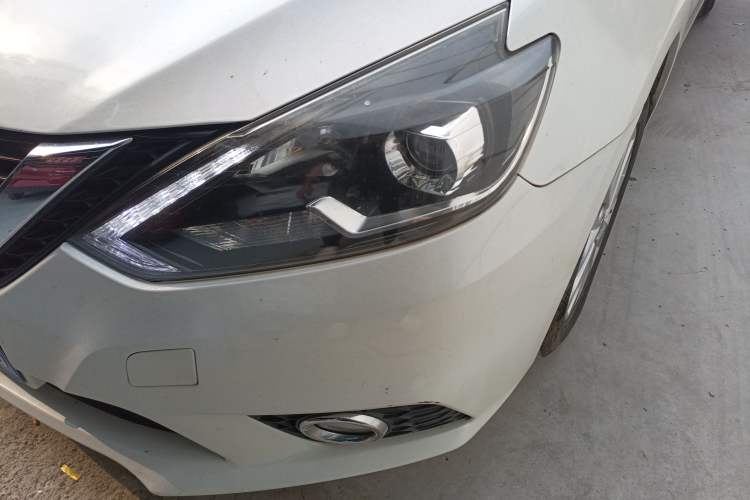 Used Nissan Sylphy 2019 1.6XV CVT Smart Connect Luxury Edition China VI Standard Left Front Headlight