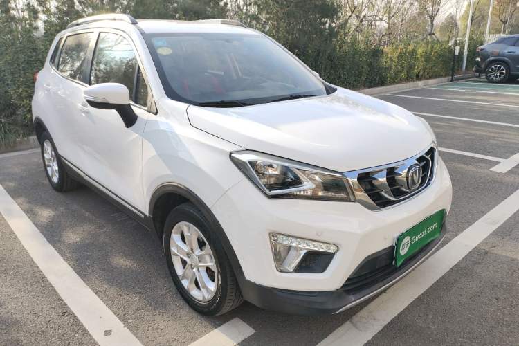 Used CHANGAN CS15 2017 1.5L Automatic Luxury Model with Sunroof
