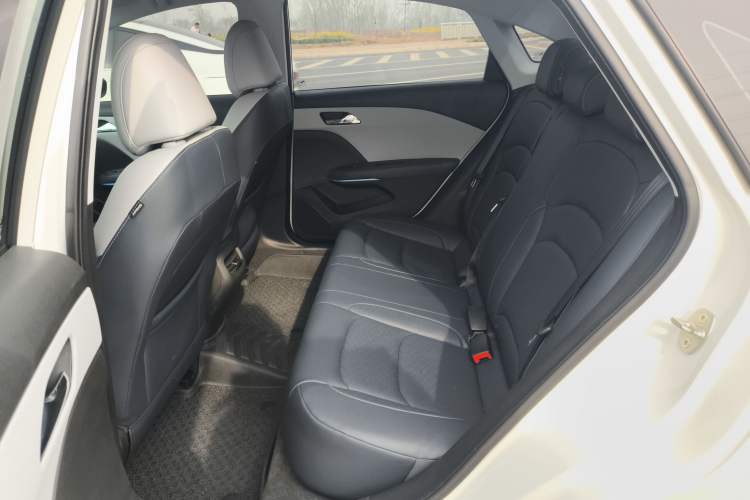 Used Chevrolet Monza 2024 1.5L Dual-Clutch Enjoyment Edition Left Rear Seat