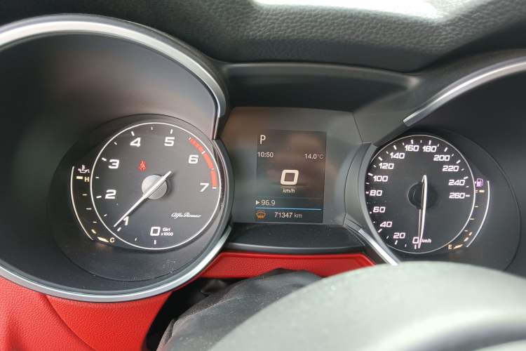 Used Alfa Romeo Stelvio 2017 2.0T 200HP Elite Edition
