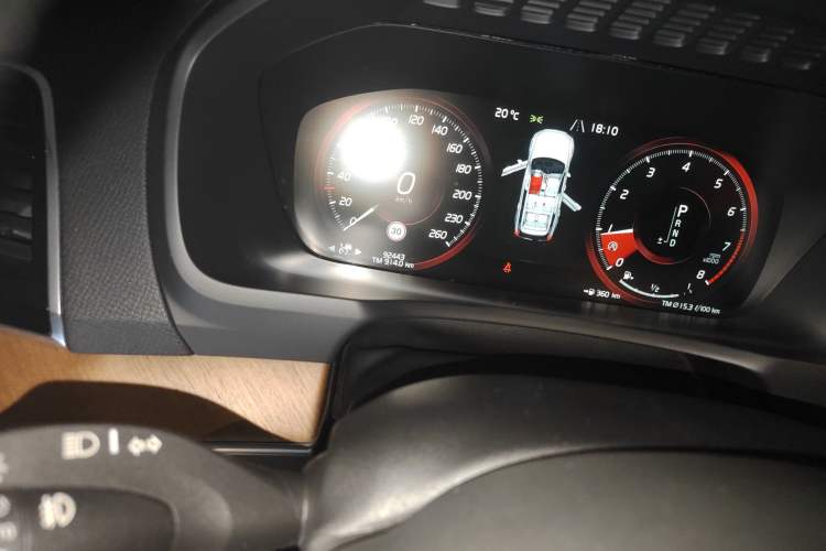 Used Volvo XC90 2019 T6 Zhiyi Edition 7-Seater China VI Standard
